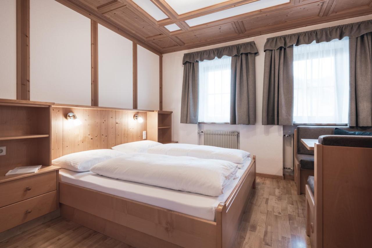 Ciasa Altonn Hotel Colfosco Buitenkant foto